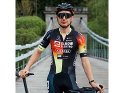limitovana-edicia-prim-cycling-a-ocelove-puzdro-cerny-zlty-cifernik